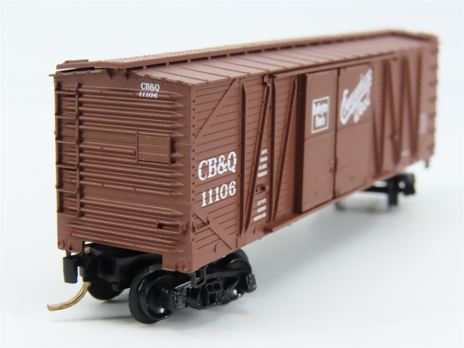 N Scale Micro-Trains MTL 29060 Chicago, Burlington & Quincy 40' Box Car RTR