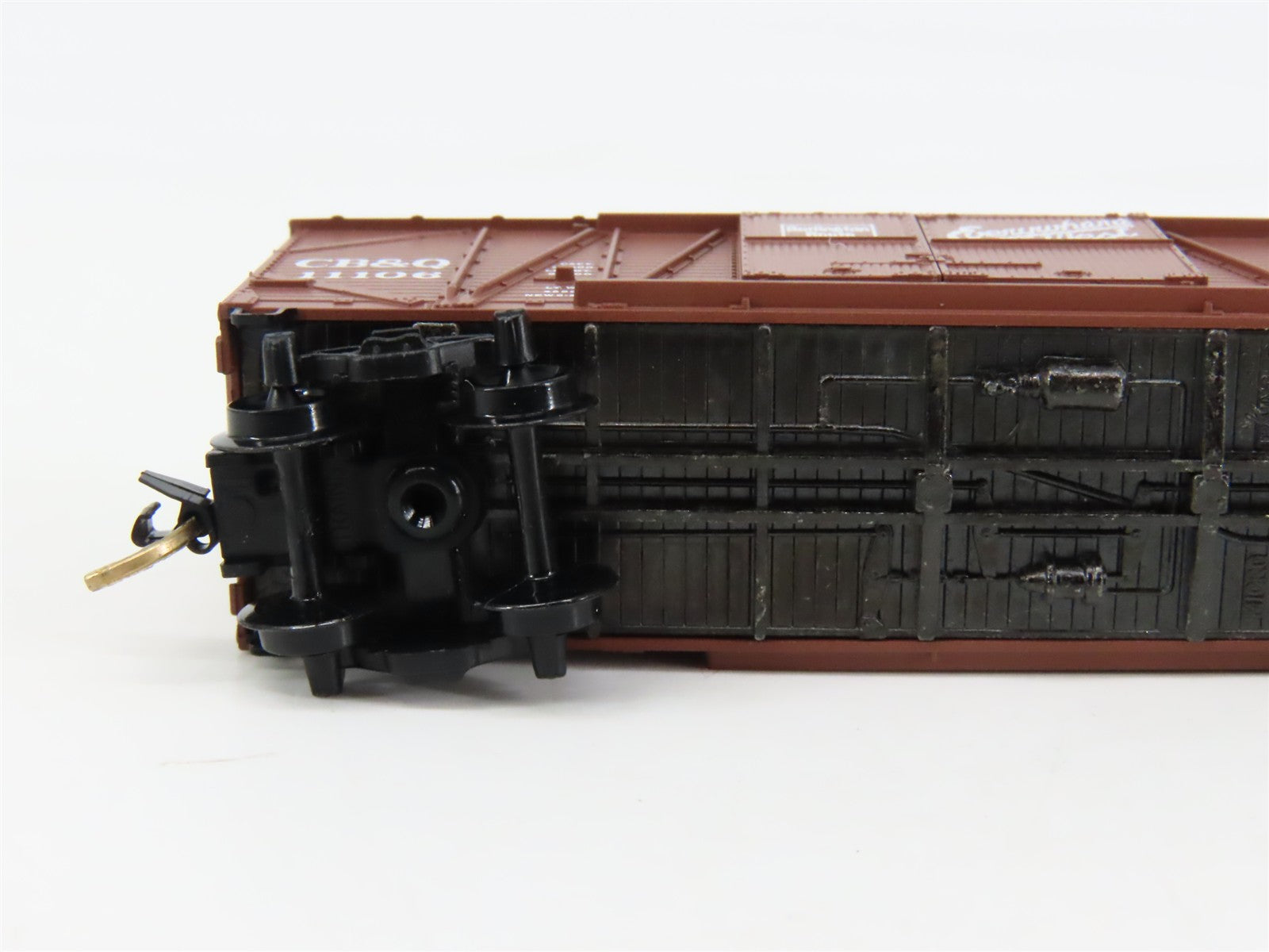 N Scale Micro-Trains MTL 29060 Chicago, Burlington & Quincy 40' Box Car RTR