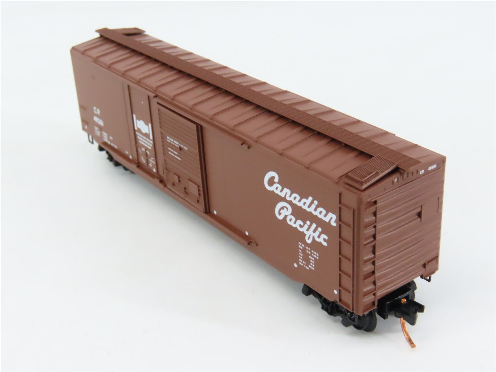 N Scale Micro-Trains MTL 33140 CP Canadian Pacific 50' Box Car 49201 RTR