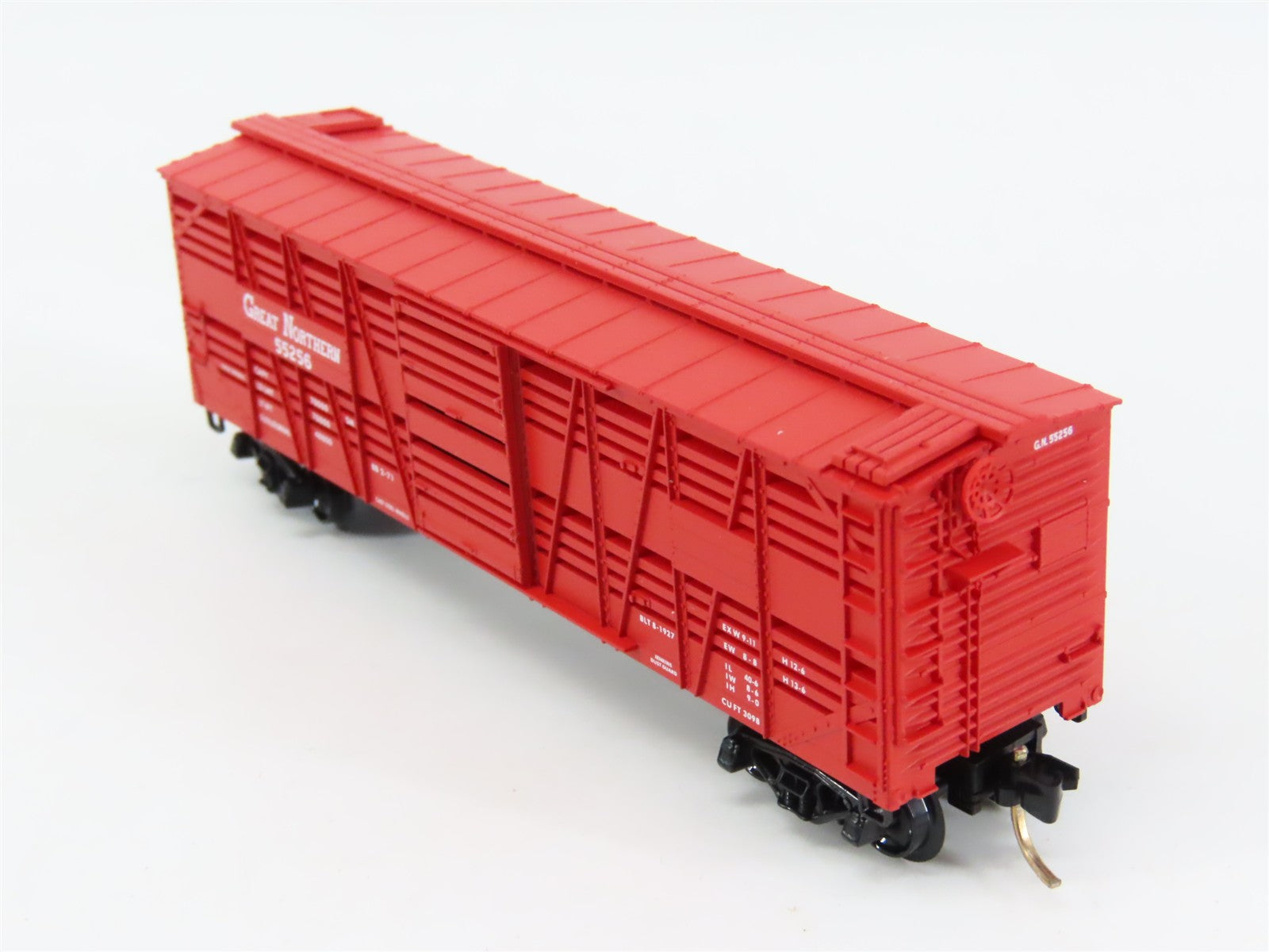 N Scale Micro-Trains MTL 35020 GN Great Northern 40' Stock/Cattle Car 55256 RTR