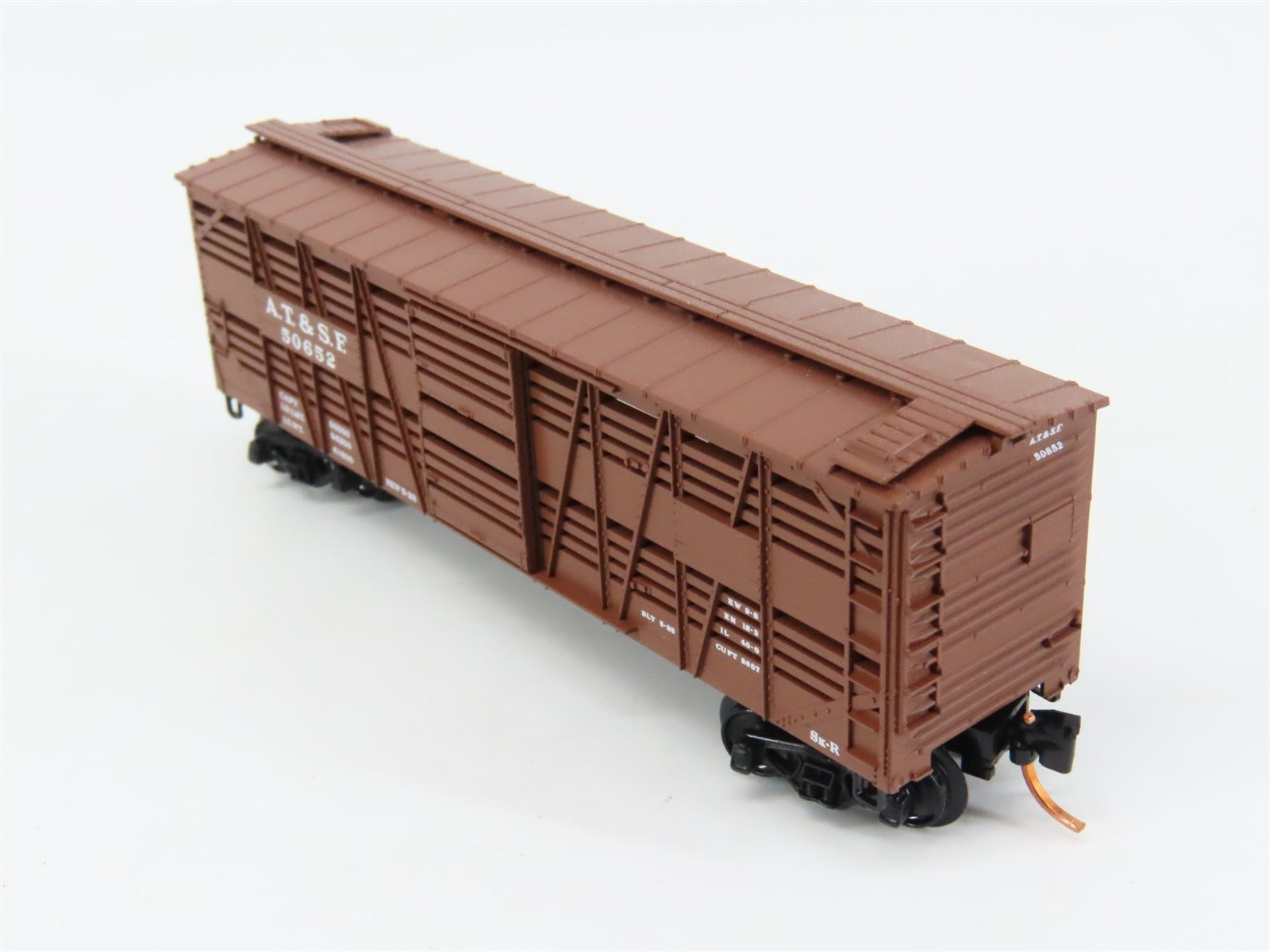 N Scale Micro-Trains MTL 35070 ATSF Santa Fe 40' Stock/Cattle Car 50652 RTR