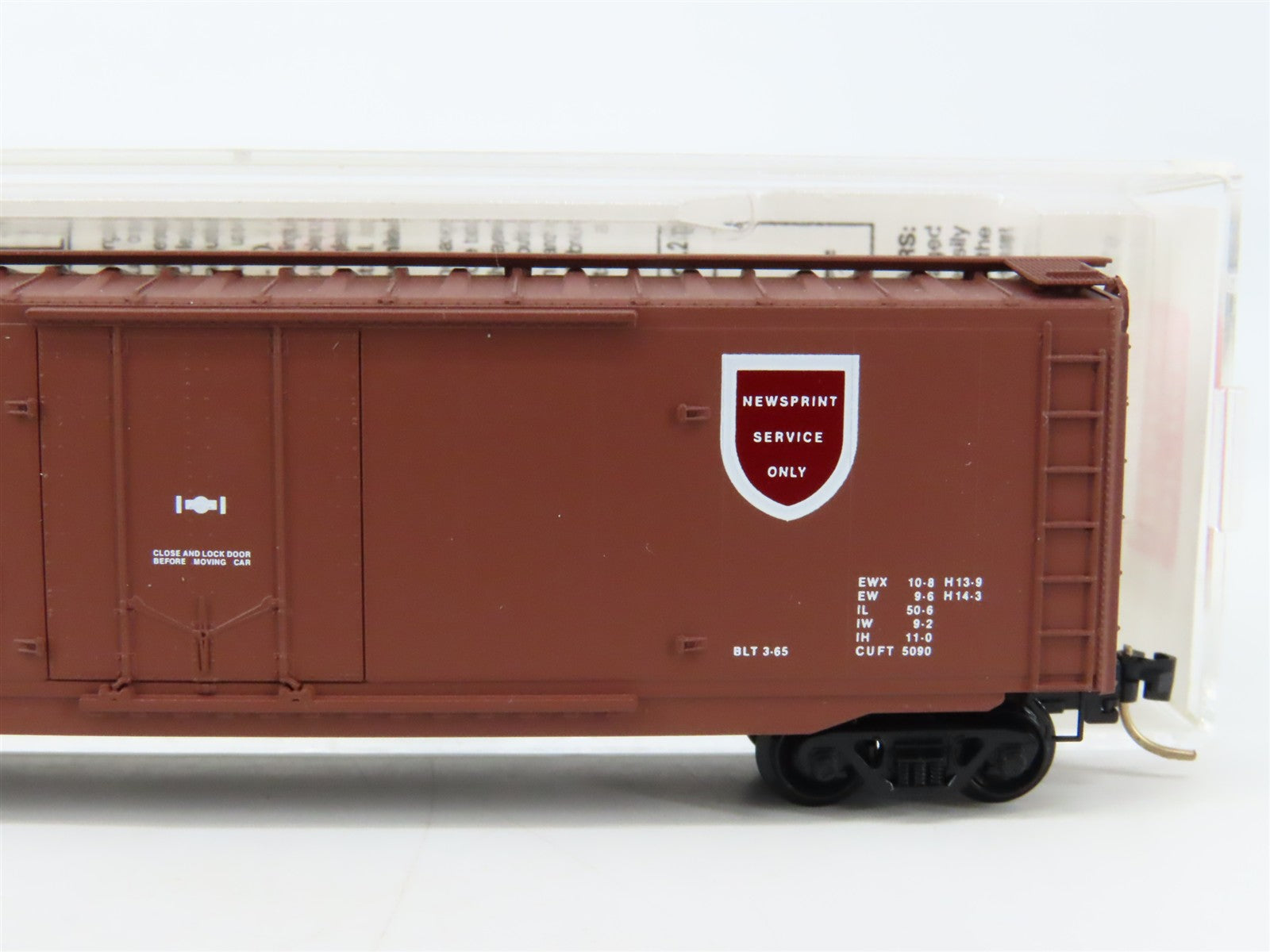 N Scale Micro-Trains MTL 38220 CP Canadian Pacific 50' Plug Door Box Car RTR