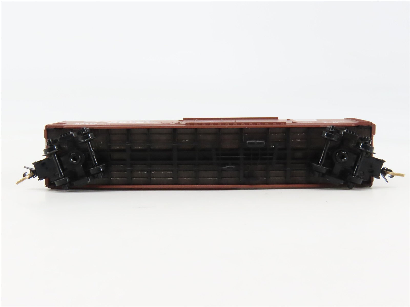 N Scale Micro-Trains MTL 38220 CP Canadian Pacific 50' Plug Door Box Car RTR