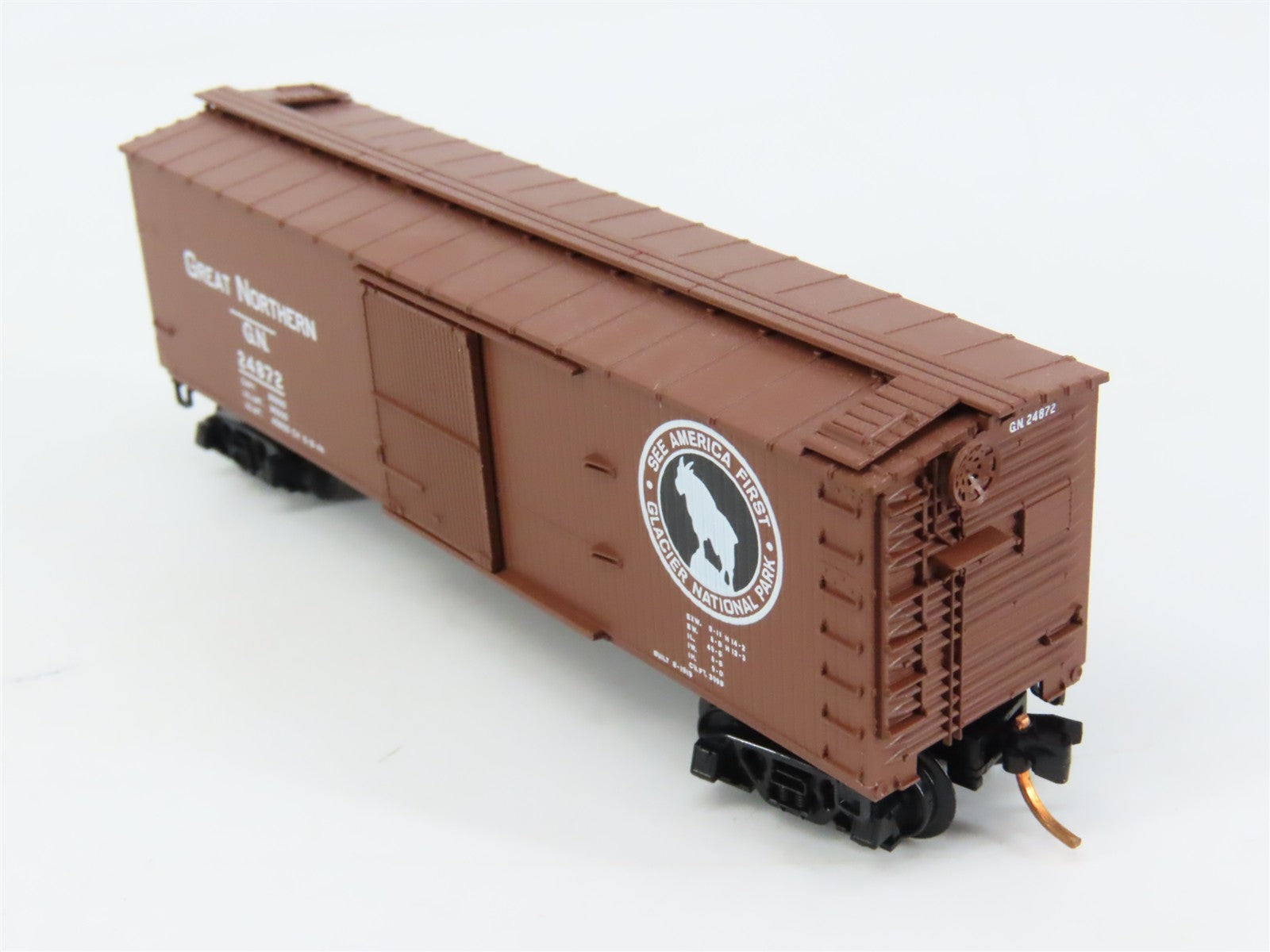 N Scale Micro-Trains MTL 38270 GN Great Northern 50' Box Car 24872 RTR