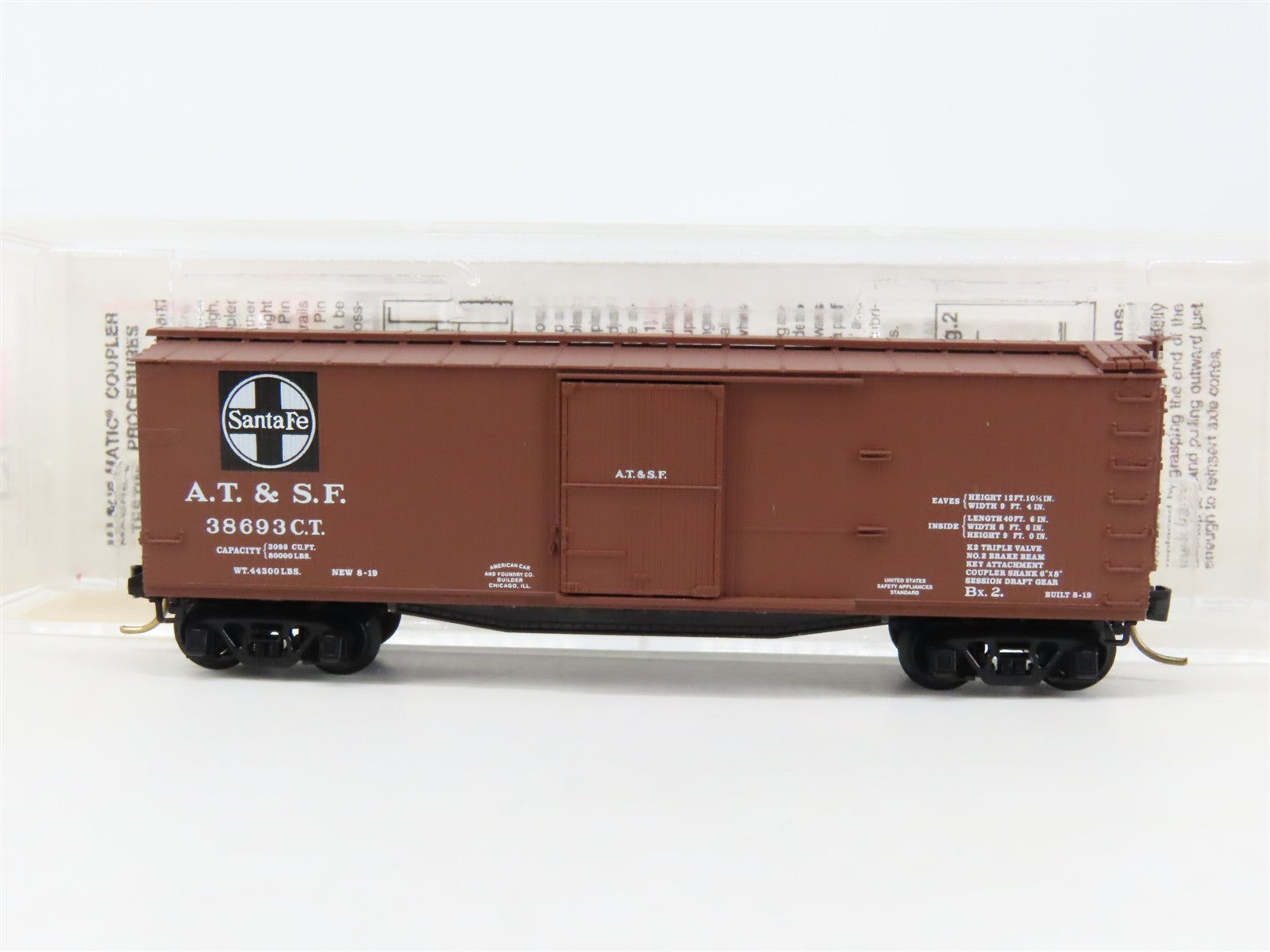 N Scale Micro-Trains MTL 39060 Santa Fe 40' Double-Sheathed Wood Box Car RTR