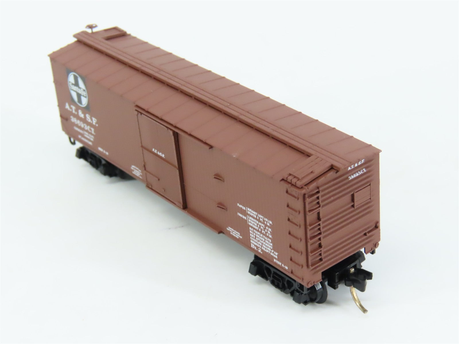 N Scale Micro-Trains MTL 39060 Santa Fe 40' Double-Sheathed Wood Box Car RTR