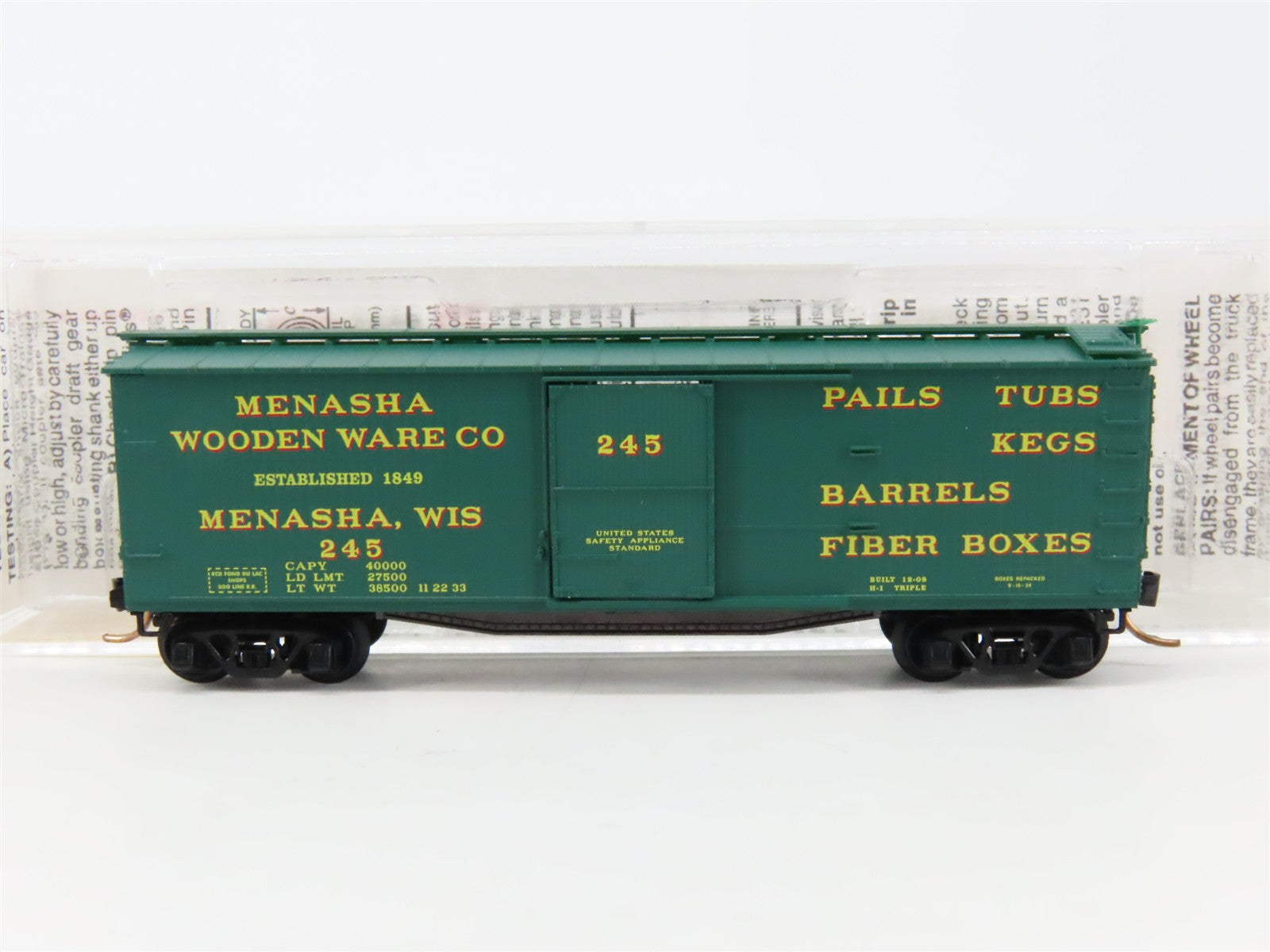N Scale Micro-Trains MTL 39200 Menasha Wooden Ware Company 40' Box Car 245 RTR
