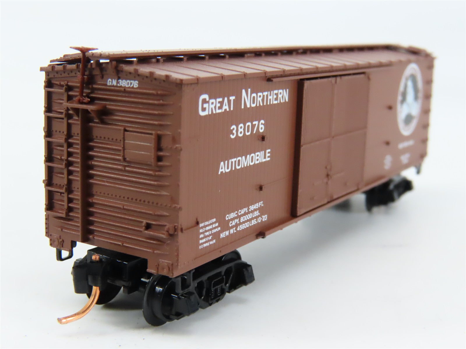 N Scale Micro-Trains MTL 41030 GN Great Northern 40' Box Car 38076 RTR