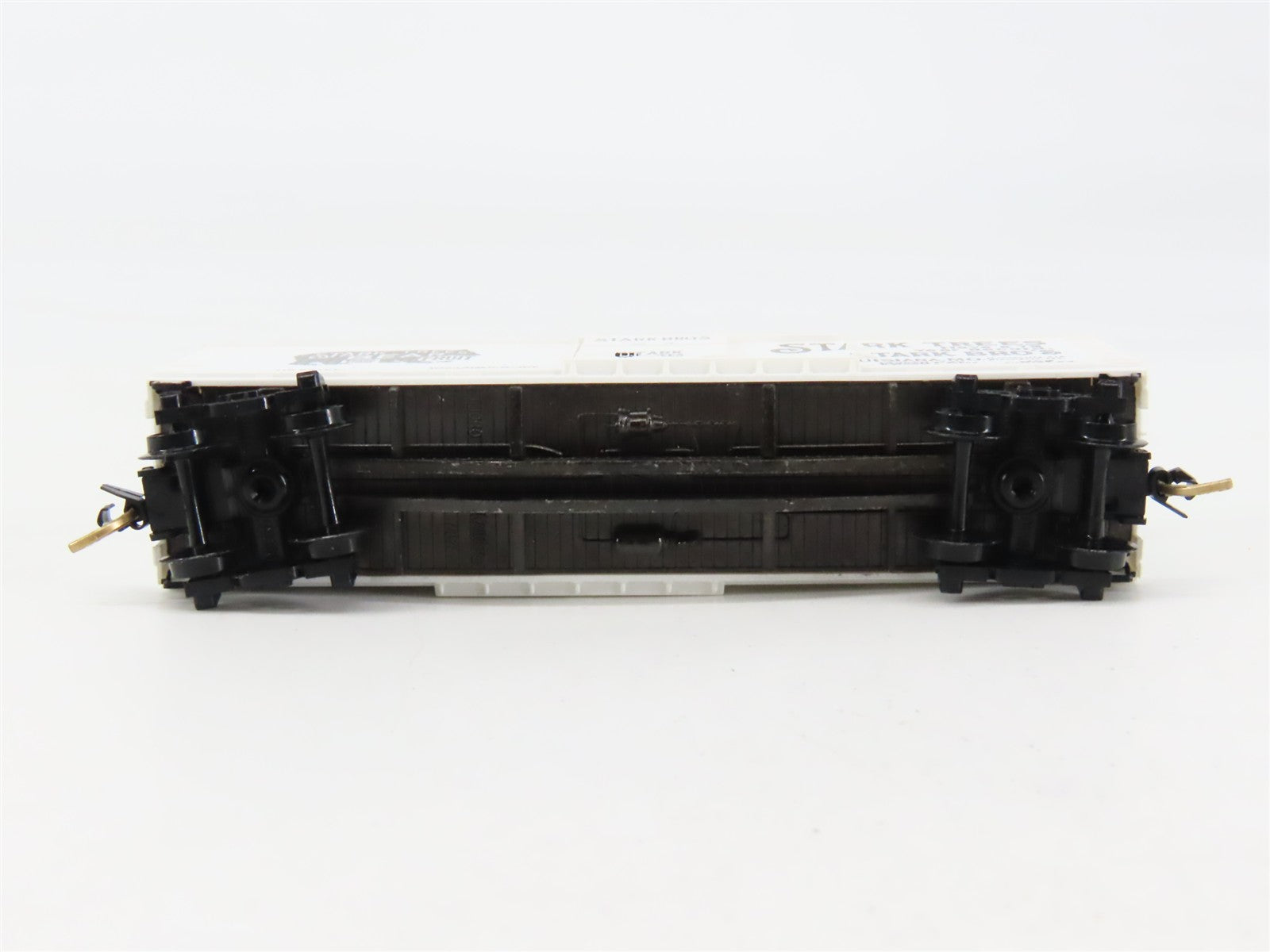 N Scale Micro-Trains MTL 42010 Stark Trees 40' Box Car 24 RTR