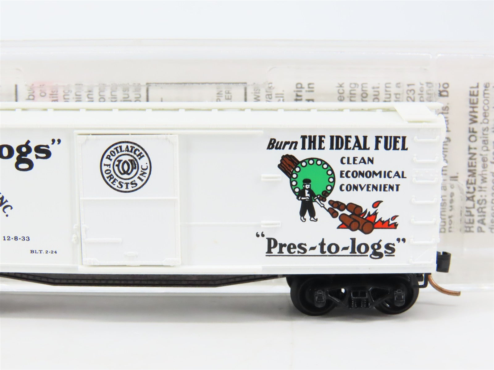 N Scale Micro-Trains MTL 42060 Potlatch Forests, Inc. 40' Box Car 425 RTR