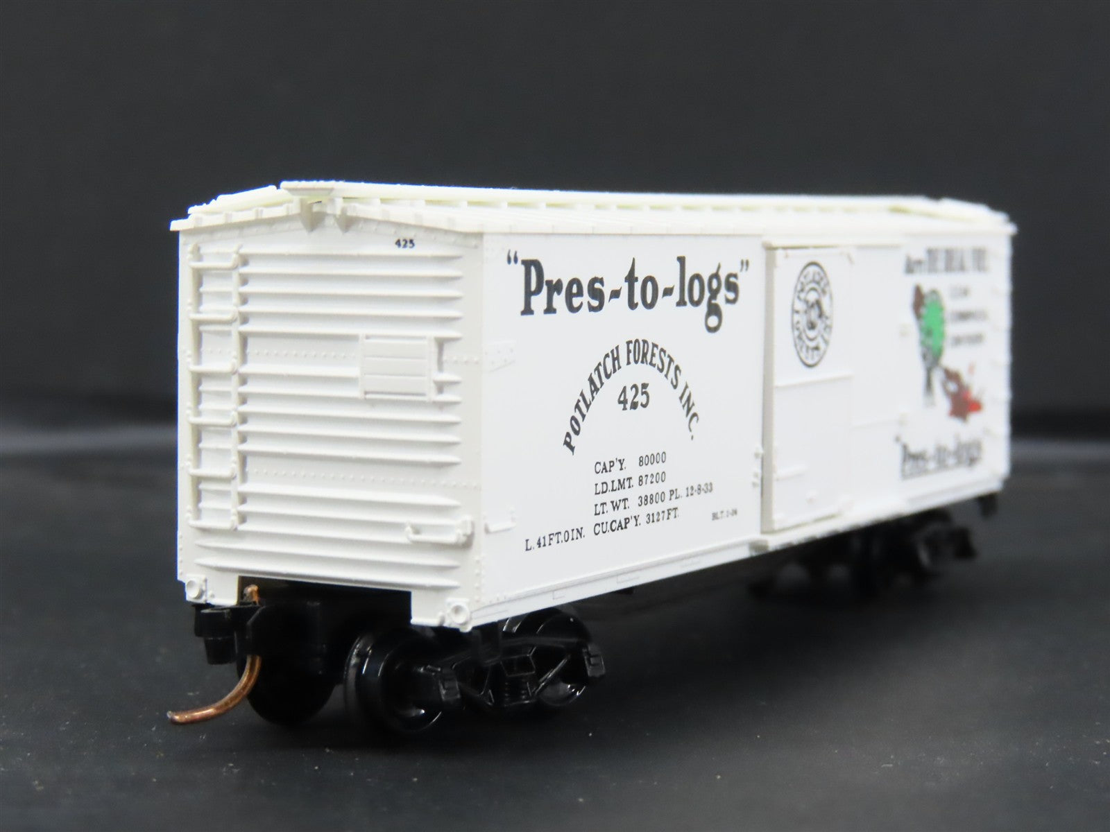 N Scale Micro-Trains MTL 42060 Potlatch Forests, Inc. 40' Box Car 425 RTR