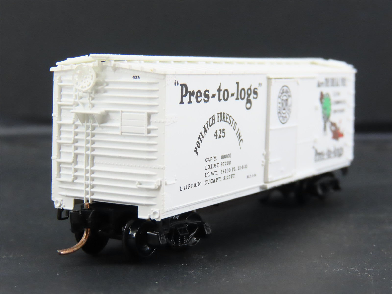 N Scale Micro-Trains MTL 42060 Potlatch Forests, Inc. 40' Box Car 425 RTR