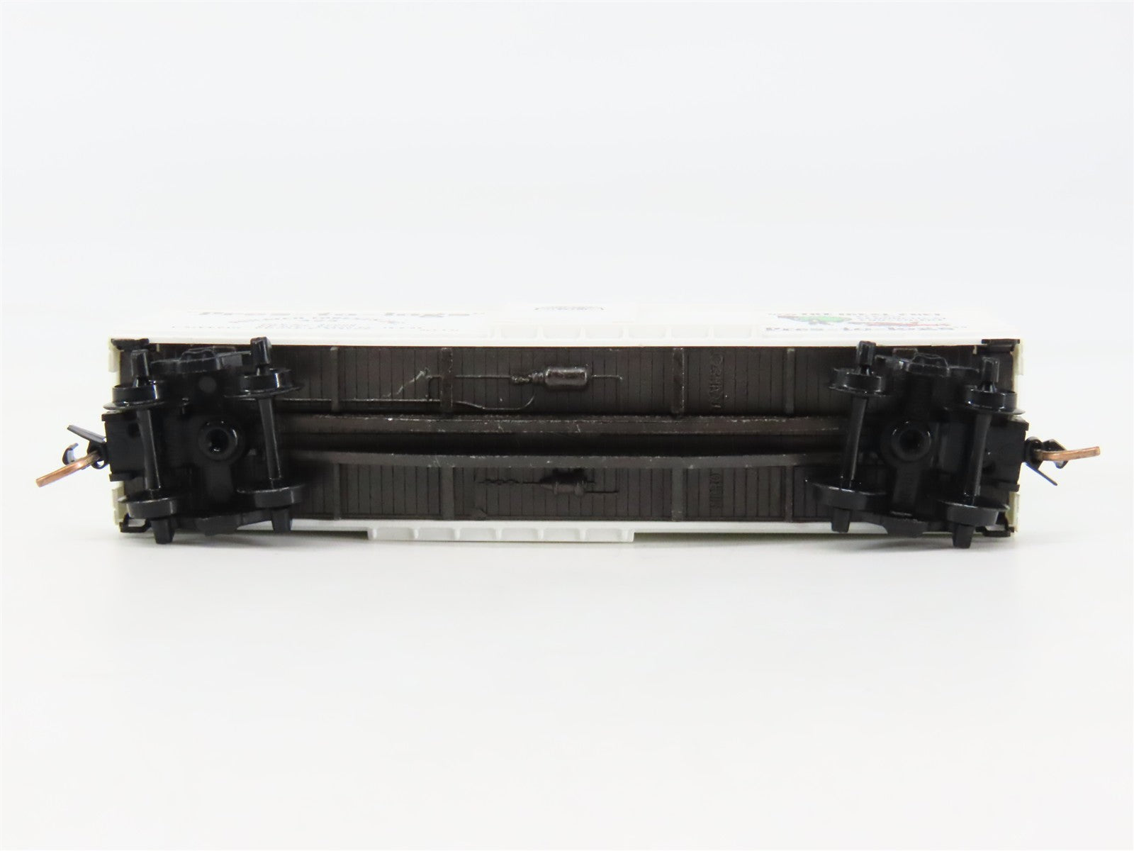 N Scale Micro-Trains MTL 42060 Potlatch Forests, Inc. 40' Box Car 425 RTR