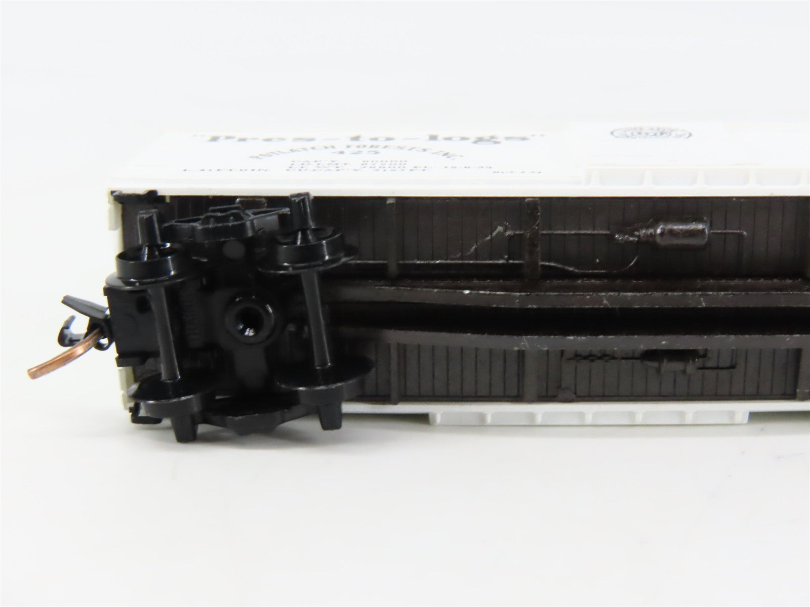 N Scale Micro-Trains MTL 42060 Potlatch Forests, Inc. 40' Box Car 425 RTR
