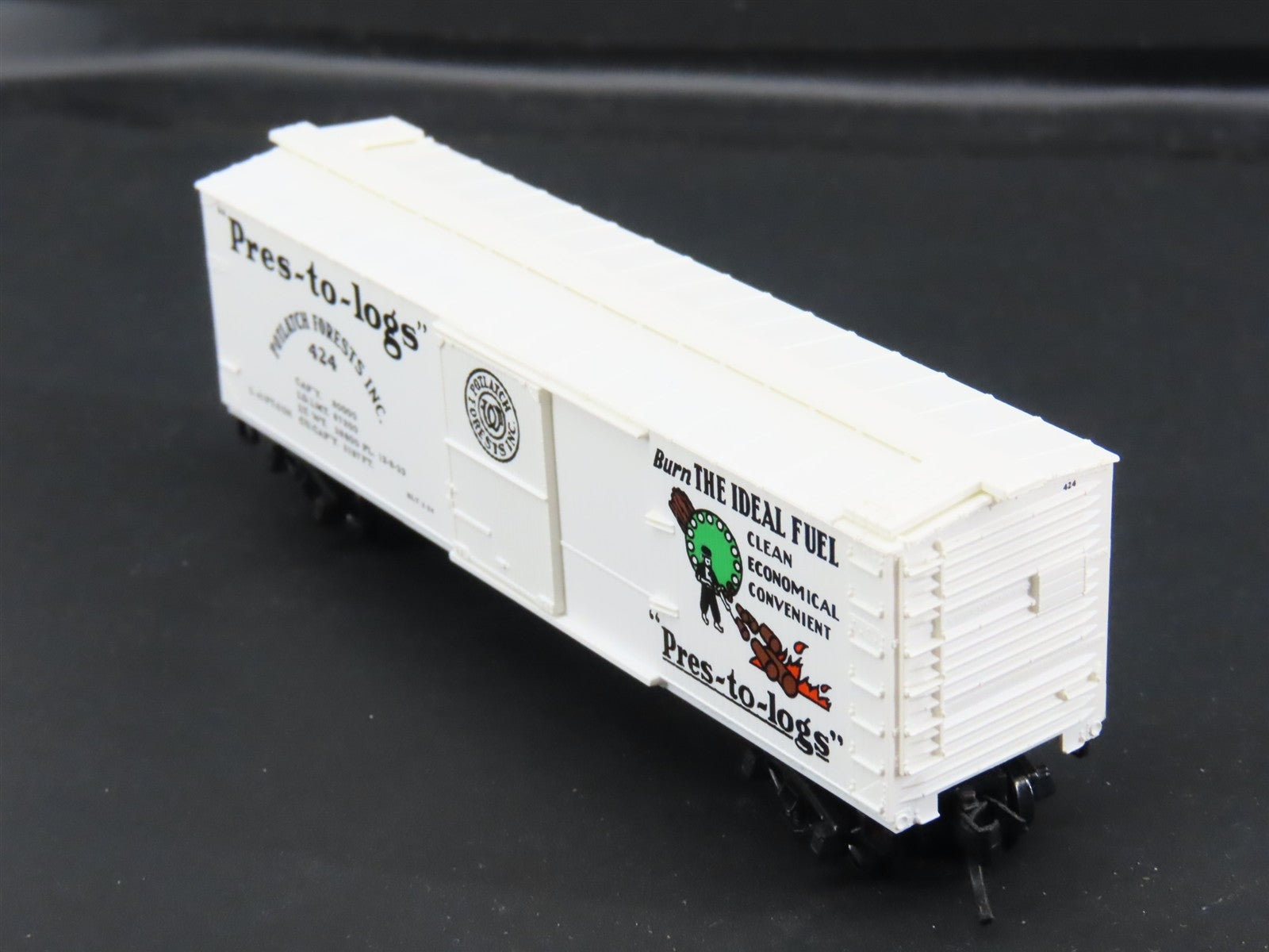 N Scale Micro-Trains MTL 42060 Potlatch Lumber Co. 40' Box Car 424 RTR