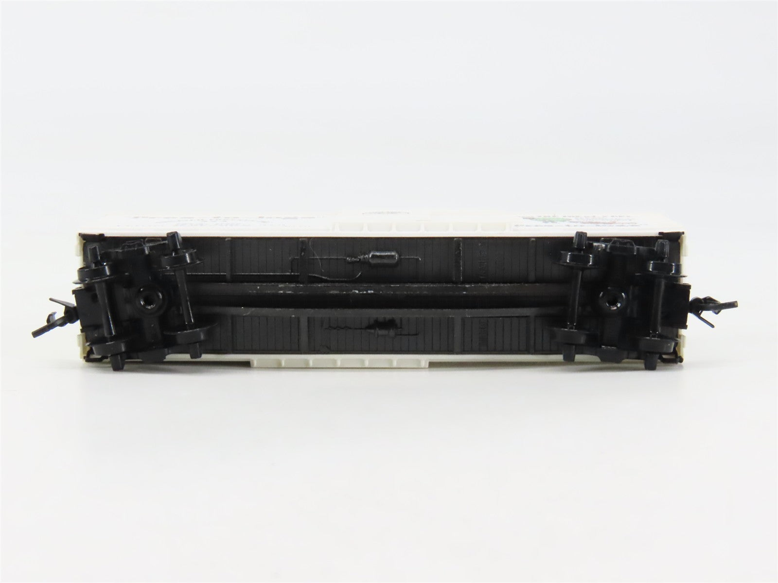 N Scale Micro-Trains MTL 42060 Potlatch Lumber Co. 40' Box Car 424 RTR