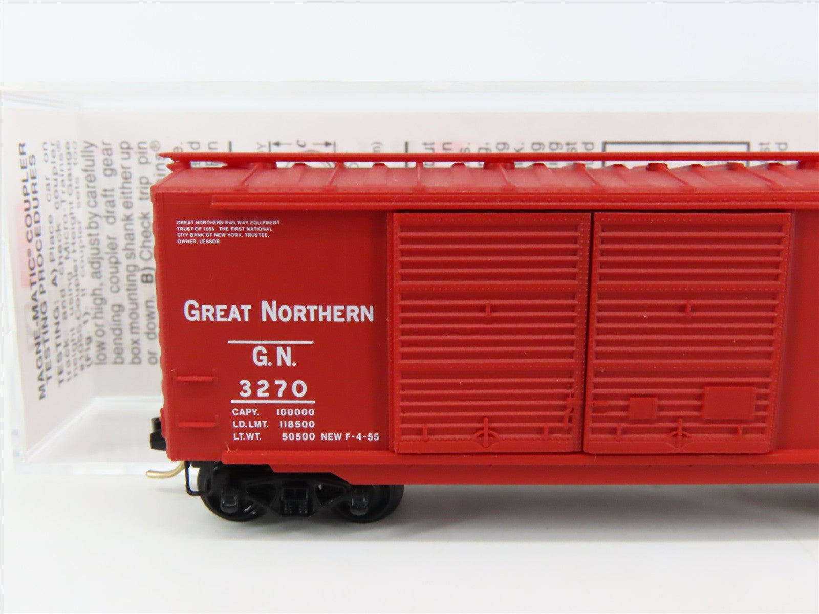 N Scale Micro-Trains MTL 42080 GN Great Northern 40' Box Car 3270 RTR