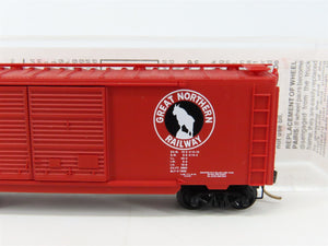 N Scale Micro-Trains MTL 42080 GN Great Northern 40' Box Car 3270 RTR