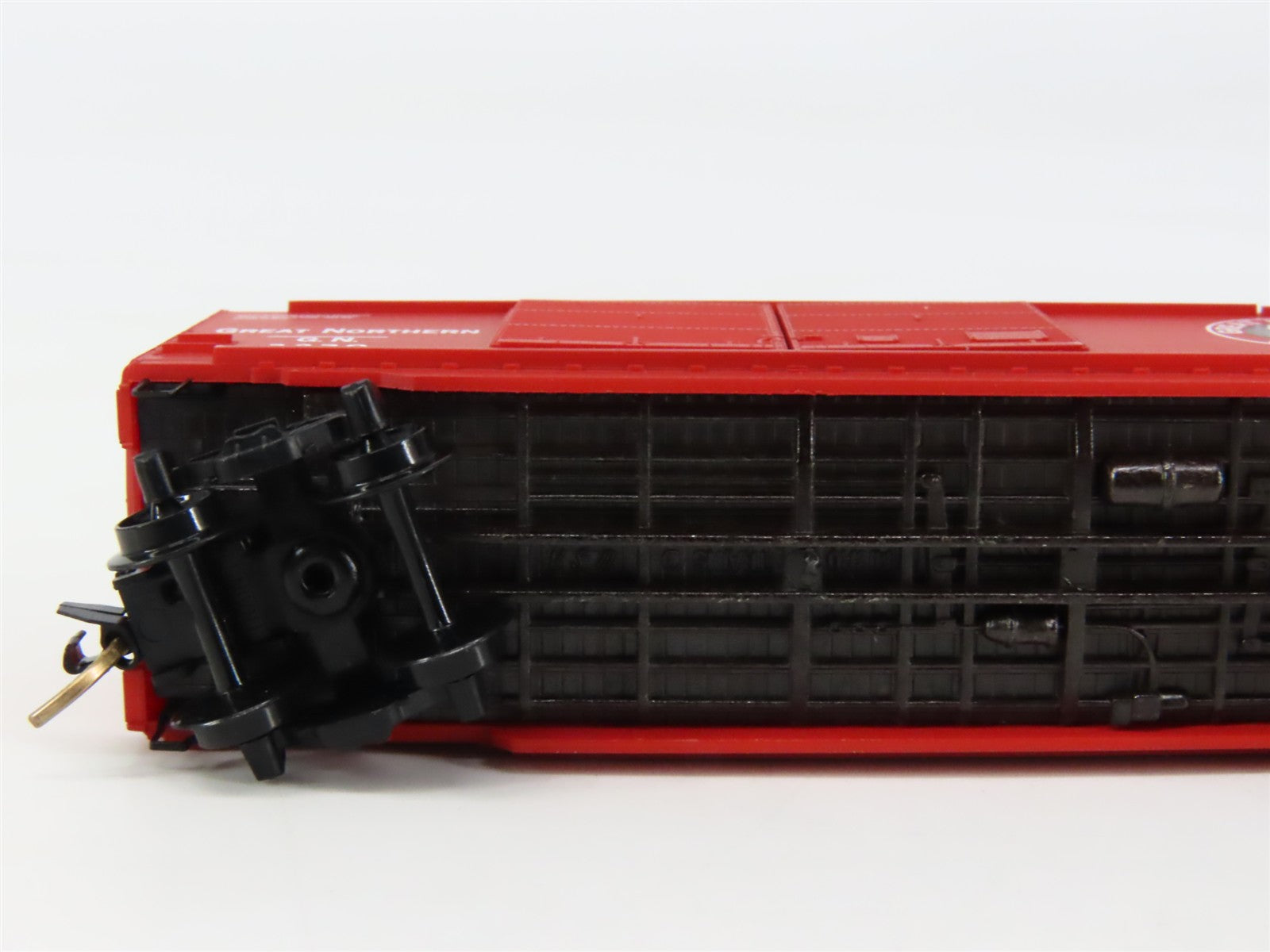 N Scale Micro-Trains MTL 42080 GN Great Northern 40' Box Car 3270 RTR