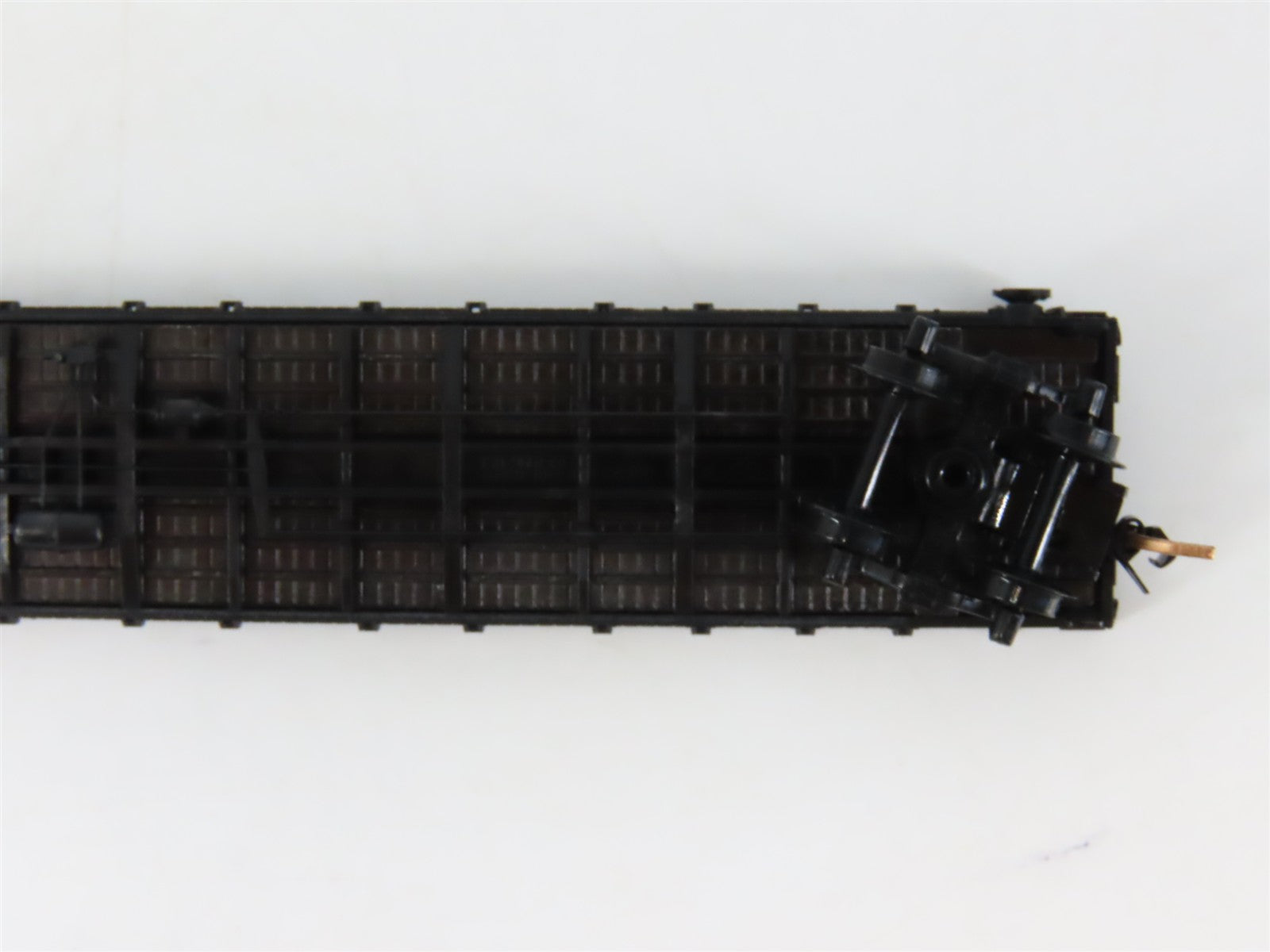 N Scale Micro-Trains MTL 44040 CP Canadian Pacific 50' Flat Car 300057 RTR