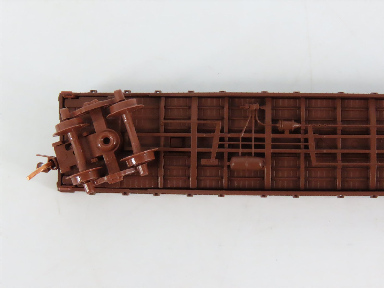 N Scale Micro-Trains MTL 45030 Southern Pacific 50' Fishbelly Flat Car RTR
