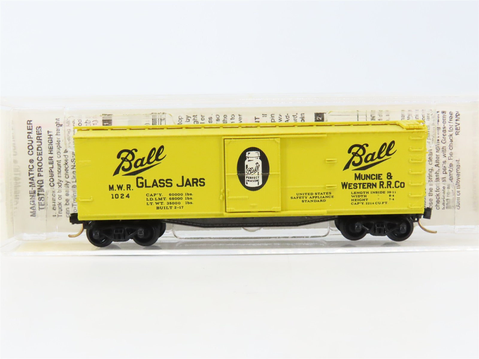 N Scale Micro-Trains MTL 42030 MWR Muncie & Western 40' Box Car 1024 RTR