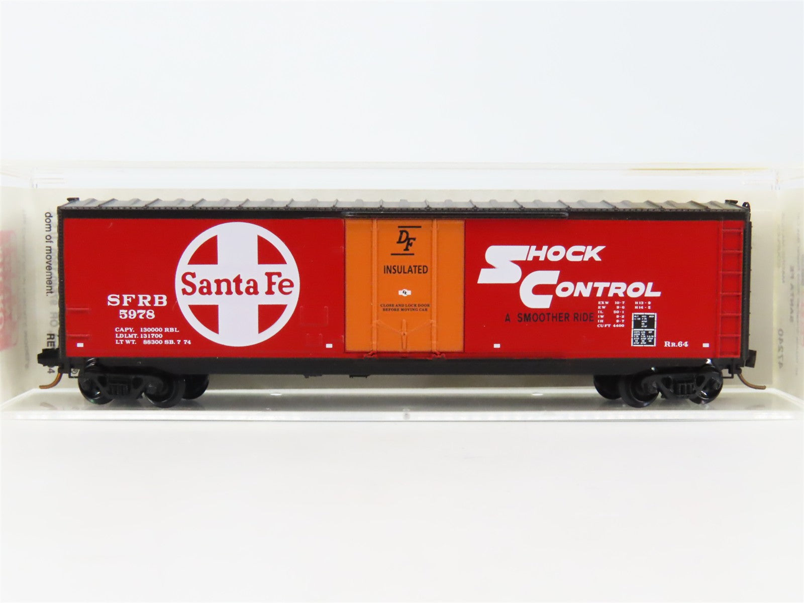 N Scale Micro-Trains MTL 47240 SFRB Santa Fe 40' Double-Sheathed Wood Reefer RTR