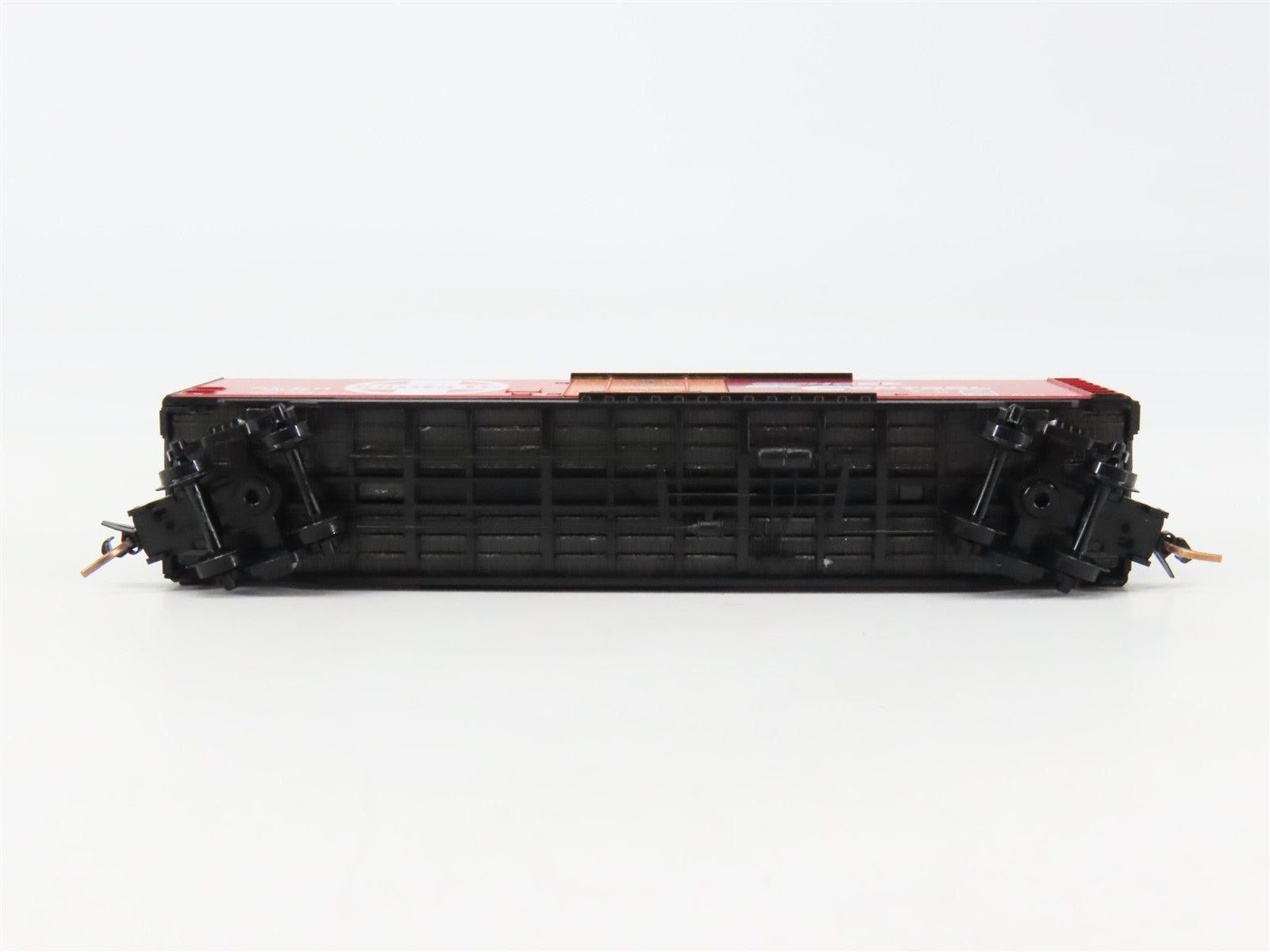 N Scale Micro-Trains MTL 47240 SFRB Santa Fe 40' Double-Sheathed Wood Reefer RTR