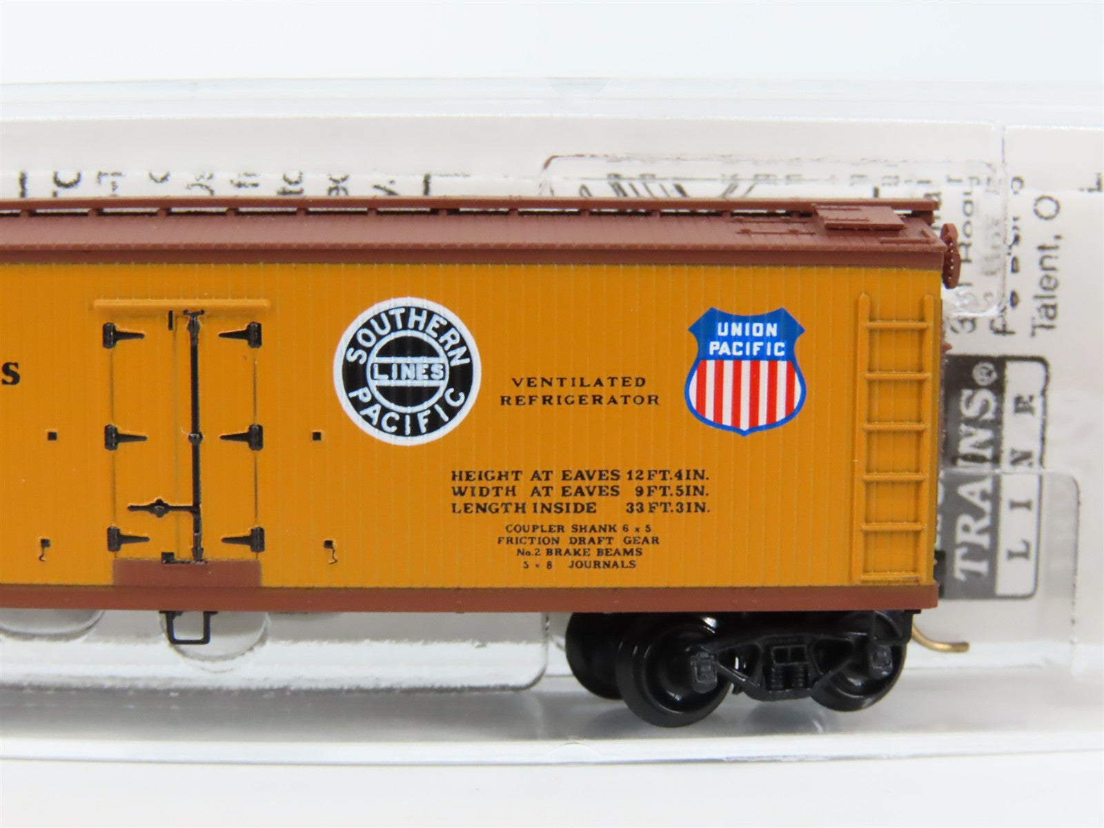 N Scale Micro-Trains MTL 47060 PFE Pacific Fruit Express 40' Reefer 19859 RTR