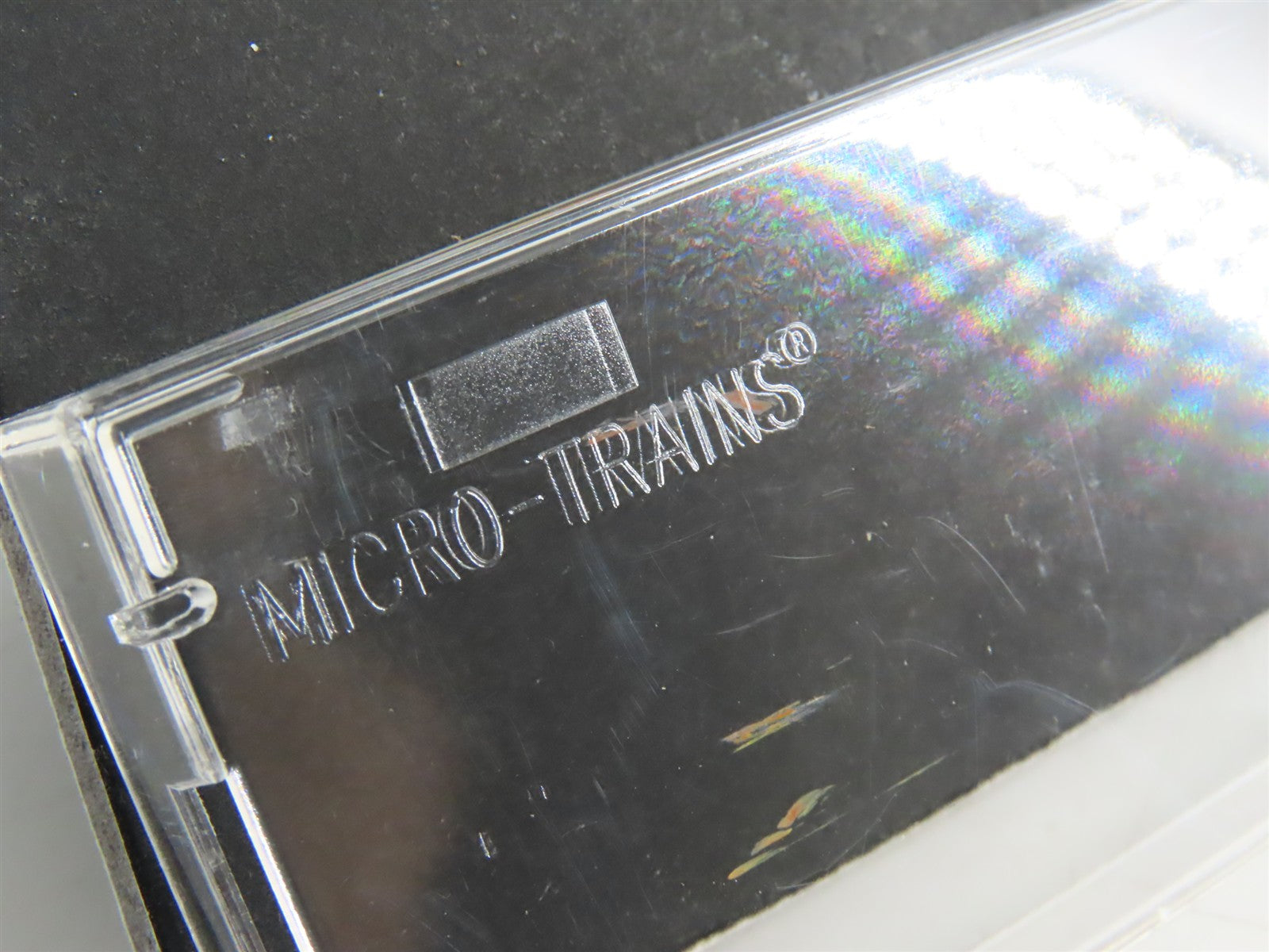 N Scale Micro-Trains MTL 47060 PFE Pacific Fruit Express 40' Reefer 19859 RTR