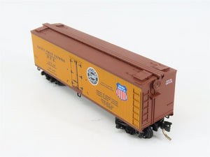 N Scale Micro-Trains MTL 47060 PFE Pacific Fruit Express 40' Reefer 19716 RTR