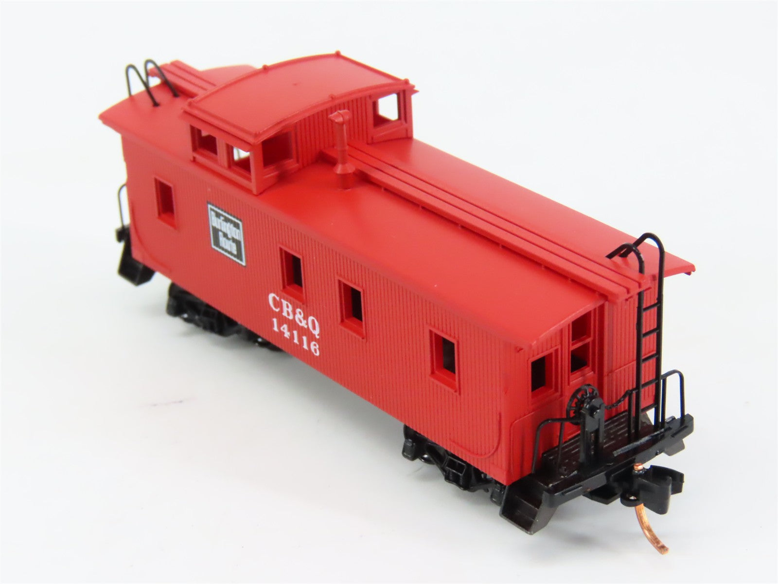 N Scale Micro-Trains MTL 51120 Chicago, Burlington & Quincy 34' Caboose RTR
