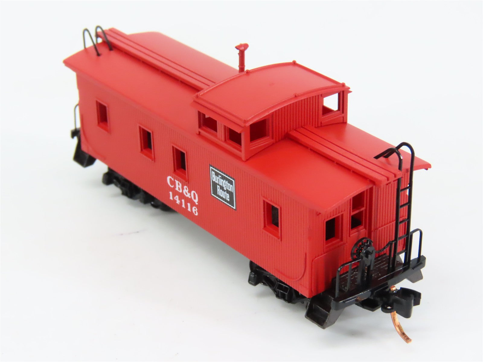 N Scale Micro-Trains MTL 51120 Chicago, Burlington & Quincy 34' Caboose RTR