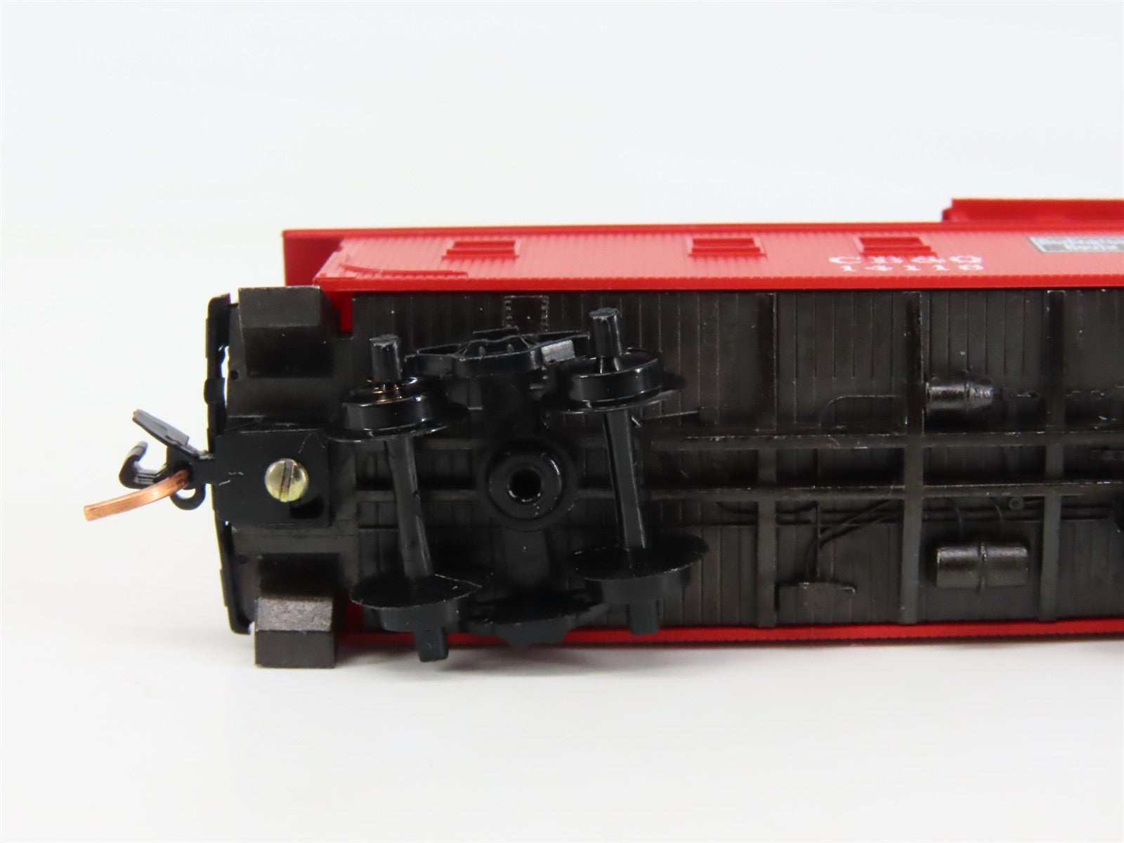 N Scale Micro-Trains MTL 51120 Chicago, Burlington & Quincy 34' Caboose RTR