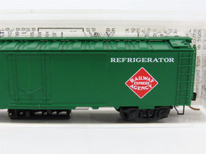 N Scale Micro-Trains MTL 52010 REX Railway Express Agency 52' Express Reefer RTR