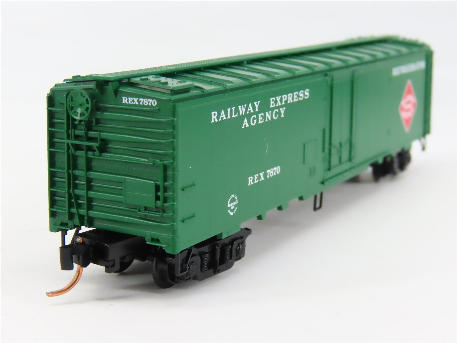 N Scale Micro-Trains MTL 52010 REX Railway Express Agency 52' Express Reefer RTR