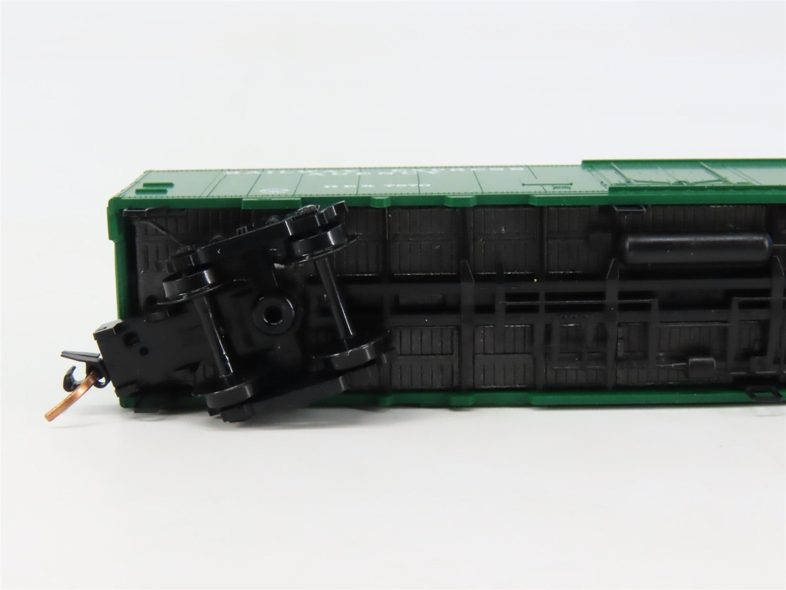 N Scale Micro-Trains MTL 52010 REX Railway Express Agency 52' Express Reefer RTR