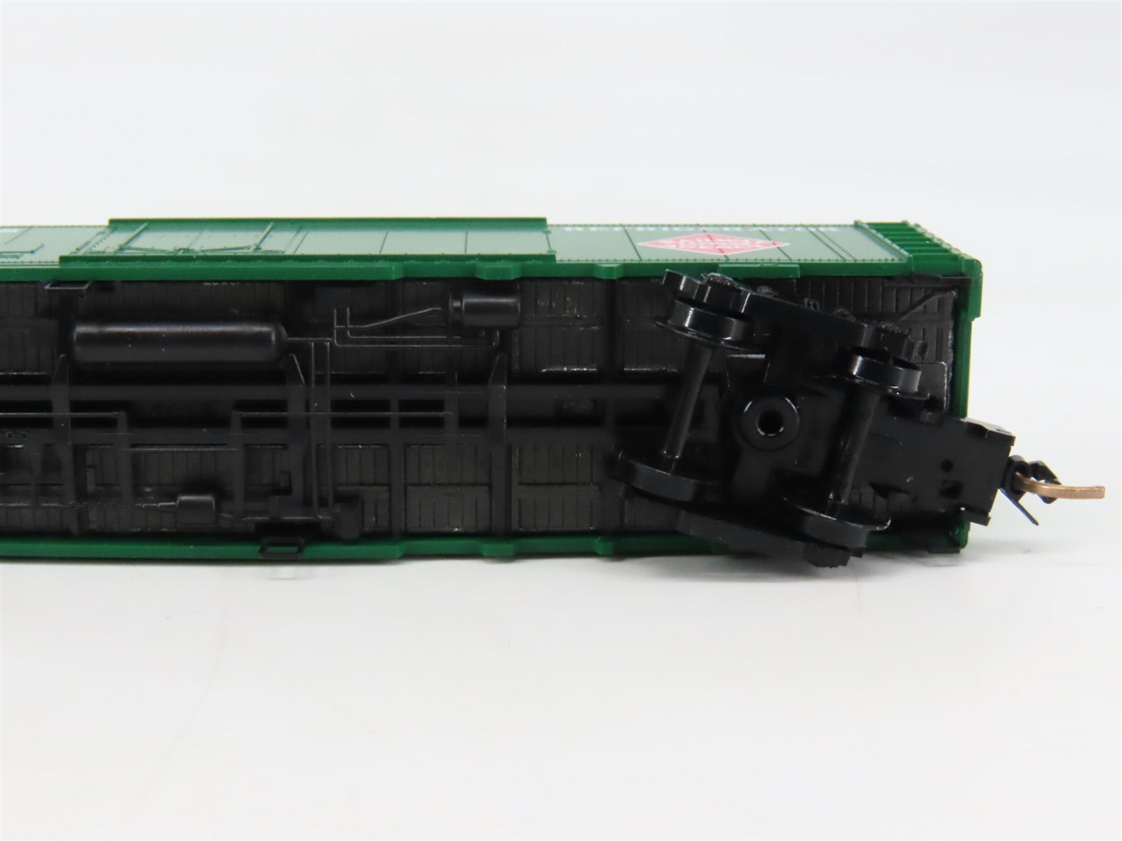 N Scale Micro-Trains MTL 52010 REX Railway Express Agency 52' Express Reefer RTR