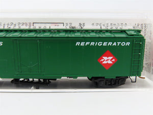 N Scale Micro-Trains MTL 52020 REA Express 52' Riveted Steel Express Reefer RTR