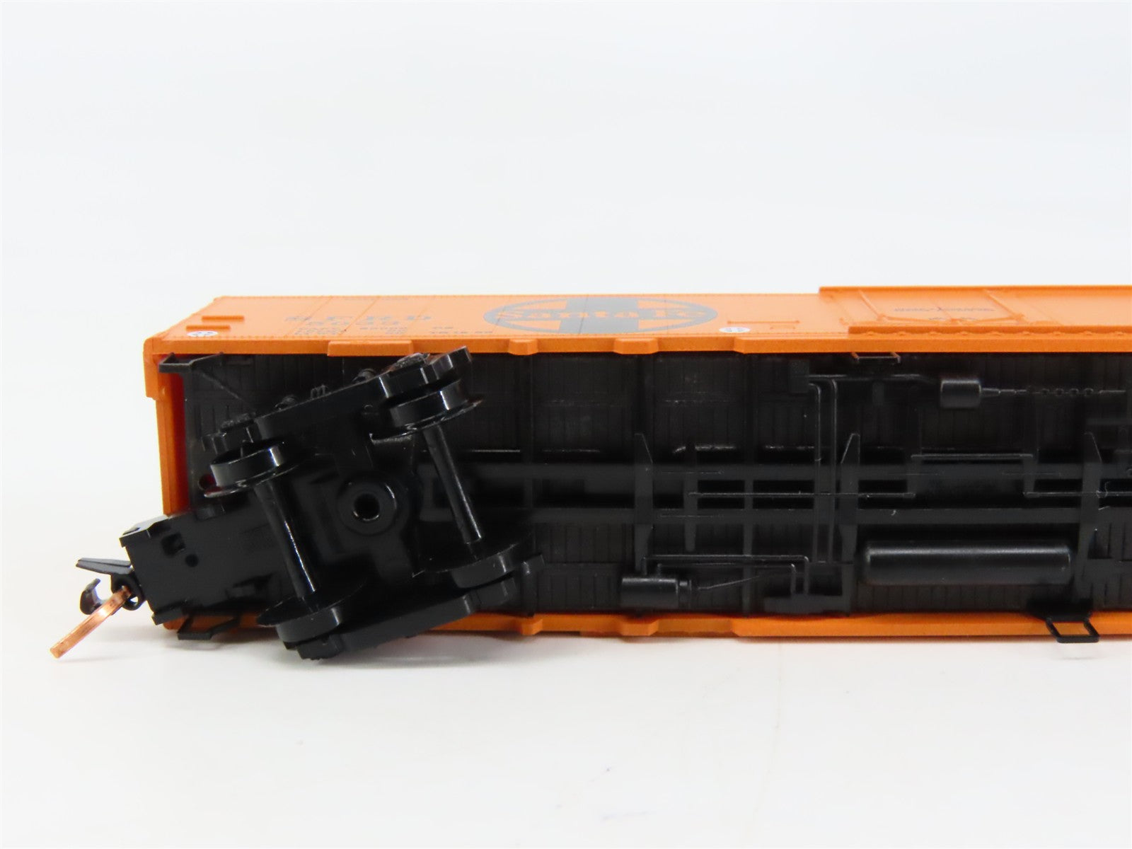 N Scale Micro-Trains MTL 52050 SFRD Santa Fe 52' Express Reefer 5033 RTR
