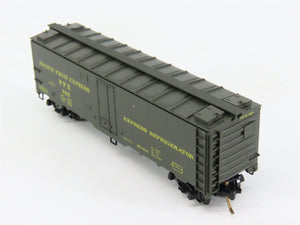 N Scale Micro-Trains MTL 59510 PFE Pacific Fruit Express 40' Reefer 925 RTR