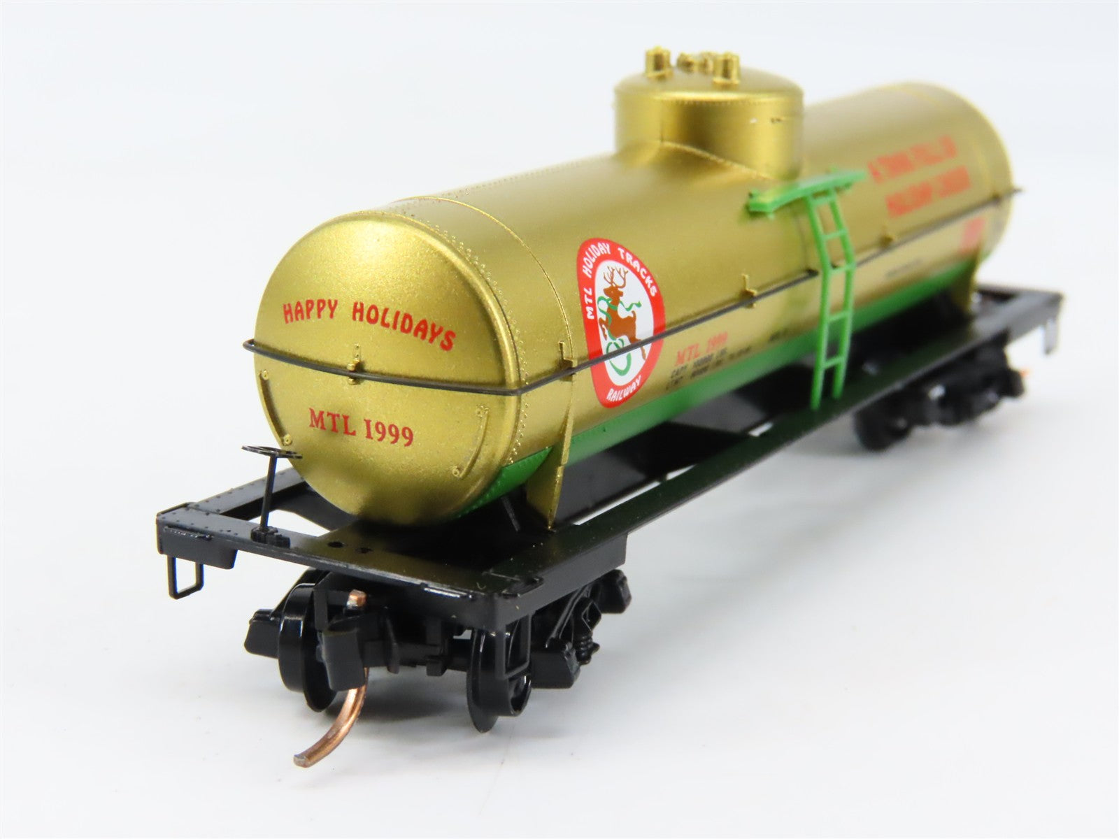 N Scale Micro-Trains MTL 65440 MTL Holiday Tracks Railway 39' Tank Car 1999 RTR