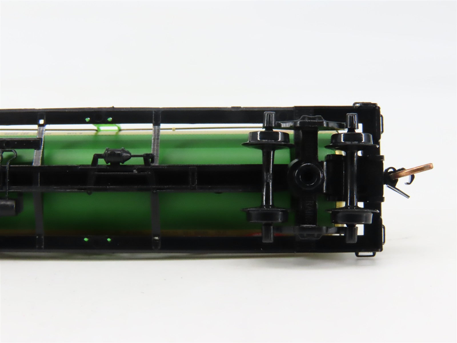 N Scale Micro-Trains MTL 65440 MTL Holiday Tracks Railway 39' Tank Car 1999 RTR