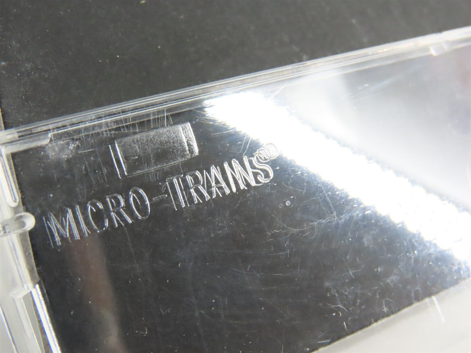 N Scale Micro-Trains MTL 65440 MTL Holiday Tracks Railway 39' Tank Car 1999 RTR