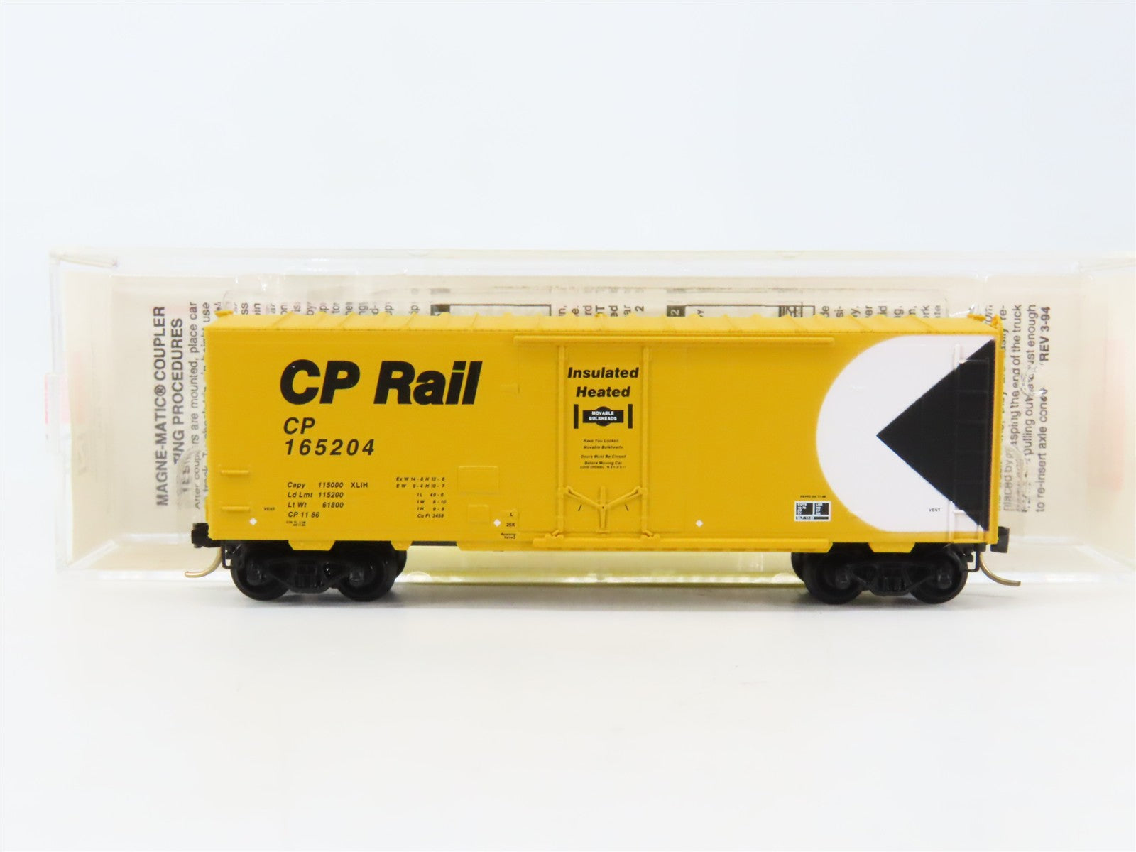 N Scale Micro-Trains MTL 74010 CP Canadian Pacific 40' Plug Door Box Car RTR