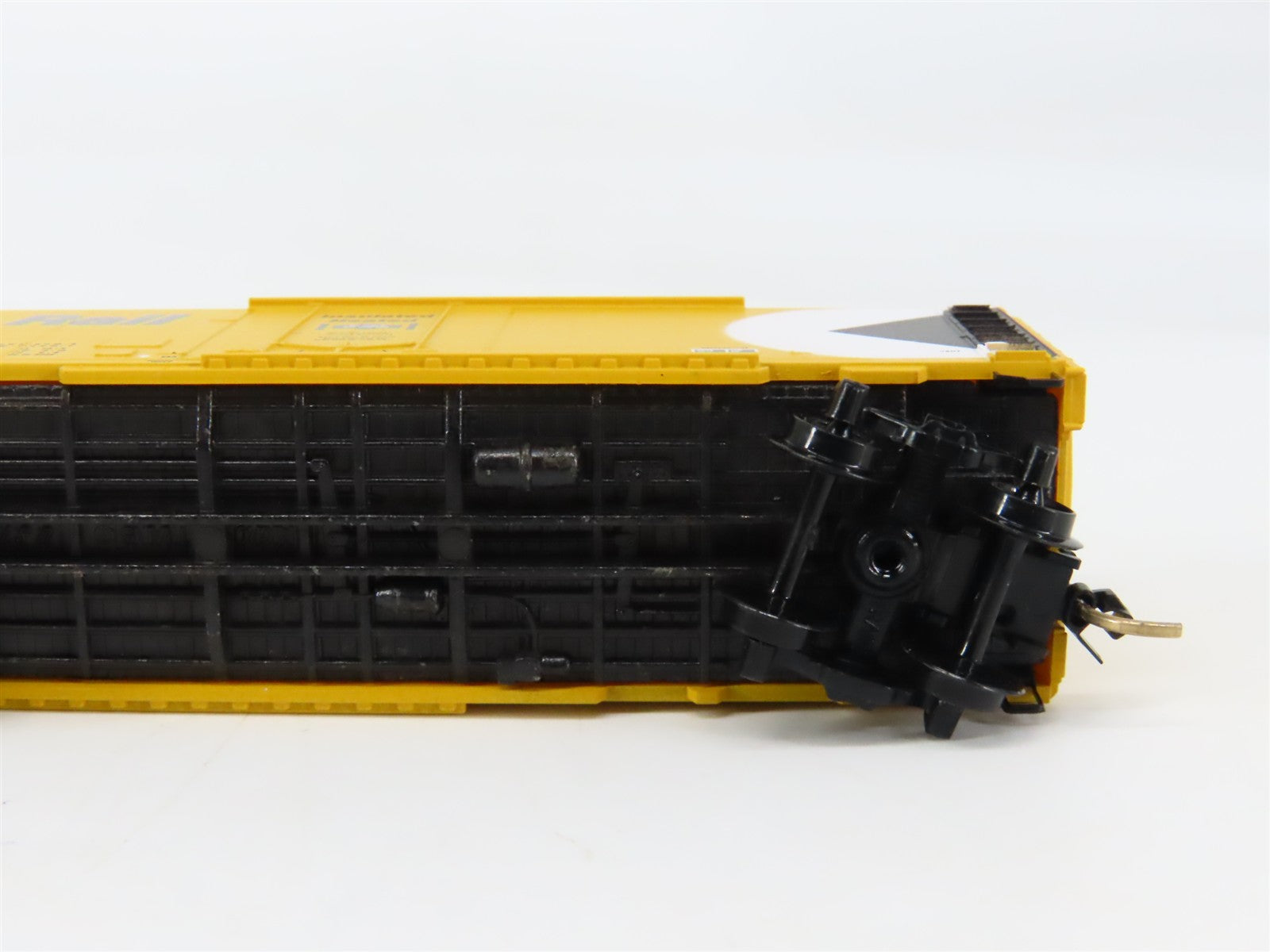N Scale Micro-Trains MTL 74010 CP Canadian Pacific 40' Plug Door Box Car RTR