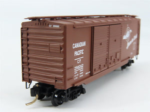 N Scale Micro-Trains MTL 23140 C.P. Canadian Pacific 40' Box Car 290262 RTR