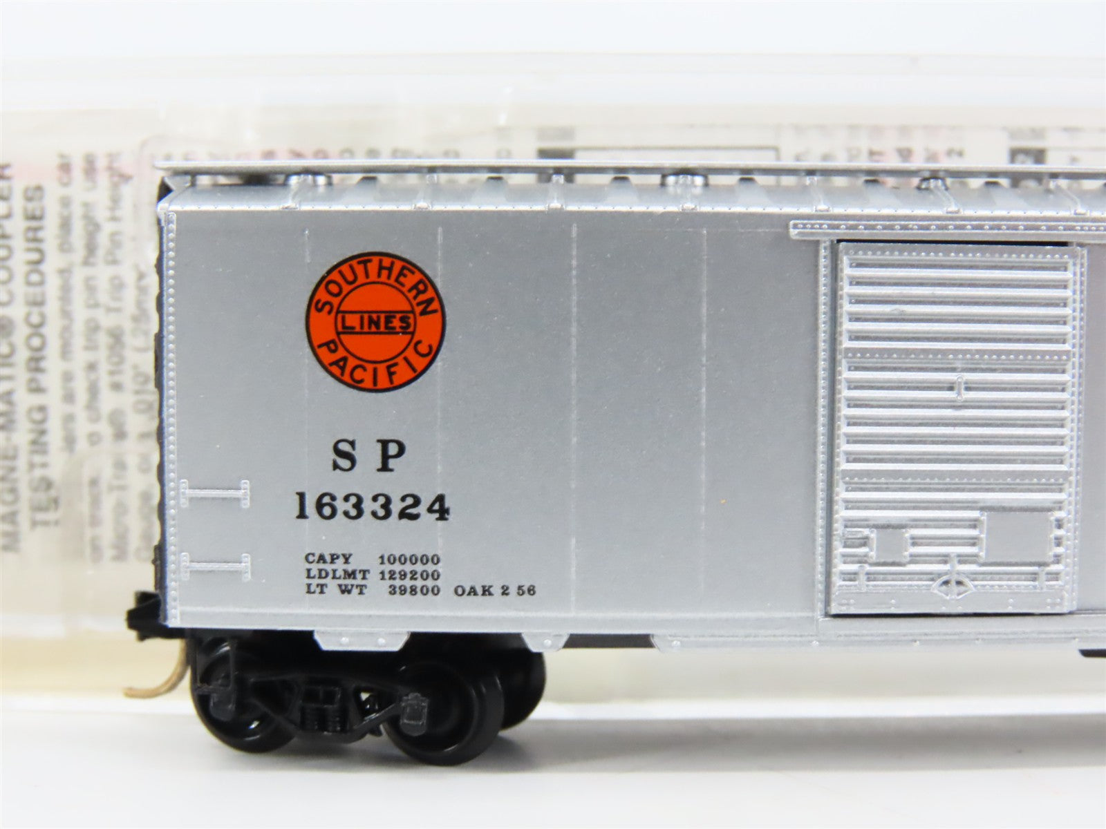N Scale Micro-Trains MTL 20090 SP Southern Pacific 40' Box Car 163324 RTR