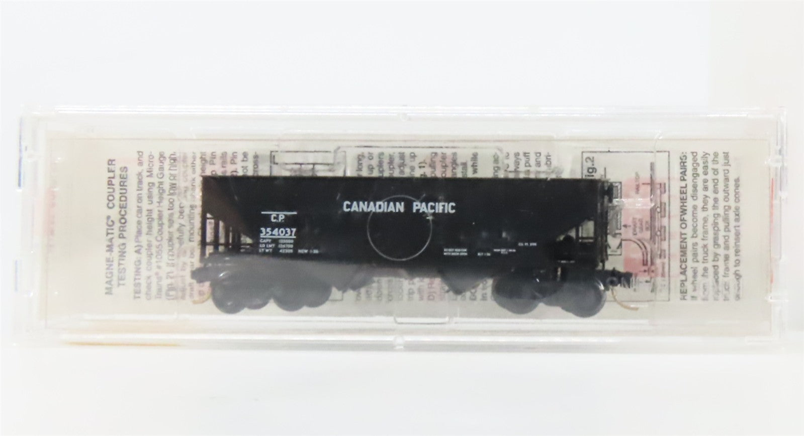 N Scale Micro-Trains MTL 55150 C.P. Canadian Pacific 33' 2-Bay Hopper 354037 RTR
