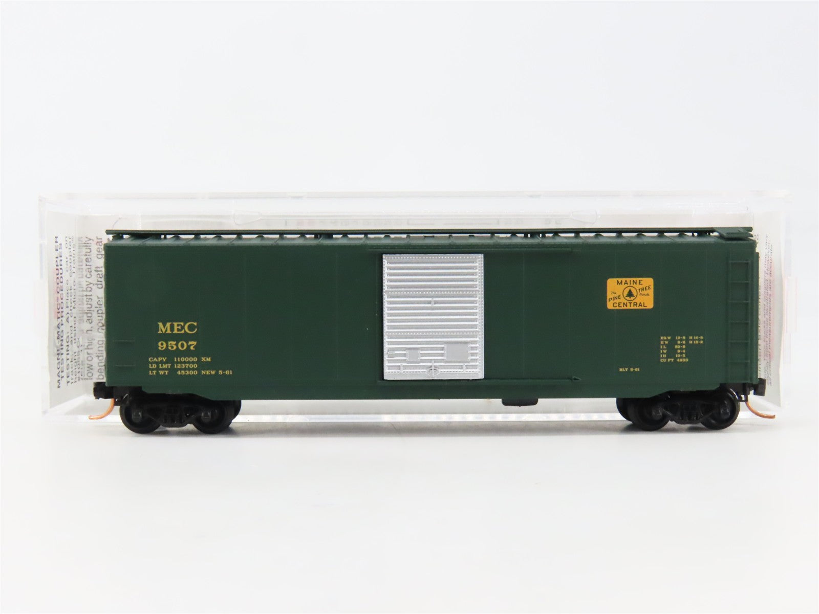 N Scale Micro-Trains MTL 31330 MEC Maine Central 50' Box Car 9507 RTR